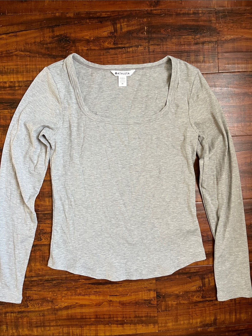 Athleta Light Gray Scoop Neck Long Sleeve Top